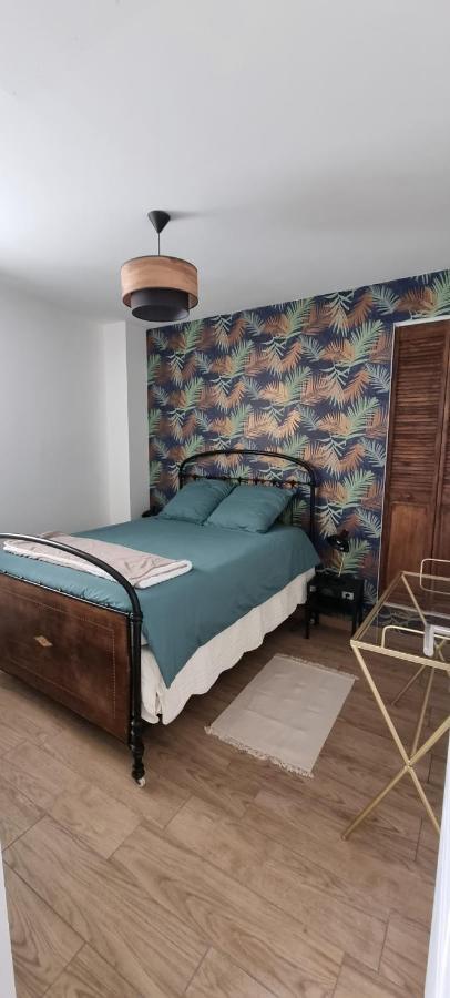 Appartement Chaleureux En Ardeche La Roche-de-Glun Экстерьер фото